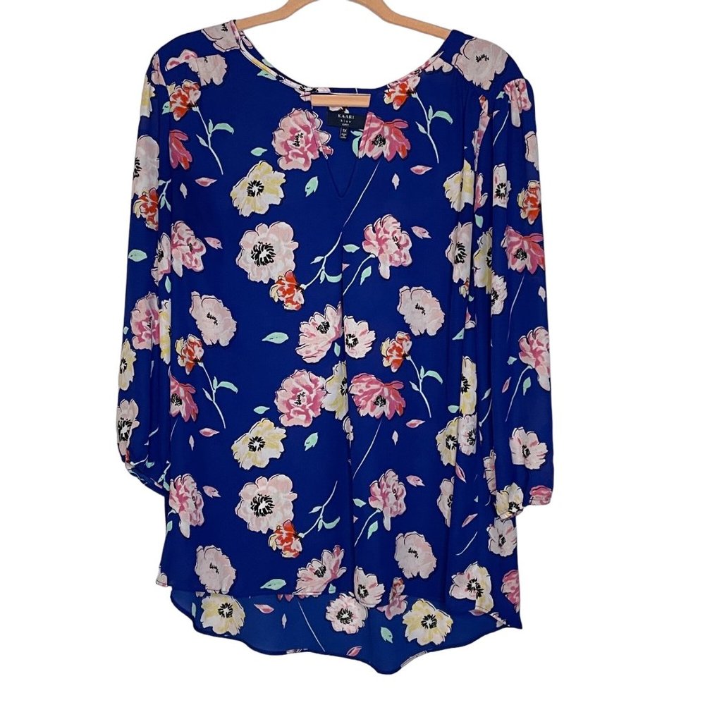 Kaari Blue Curvy Top Size 1X Floral Print